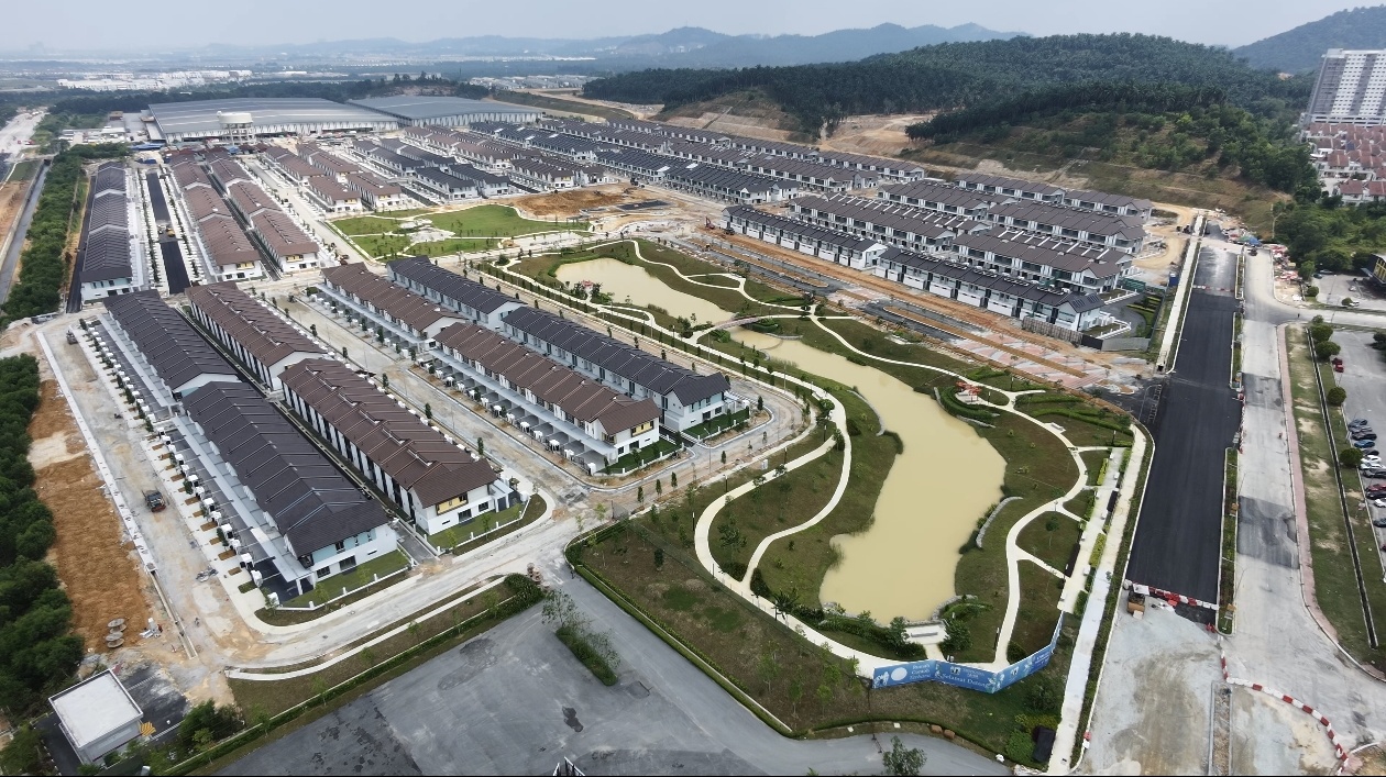 AVISA Residences site progress, aerial view 01, 15 October 2026